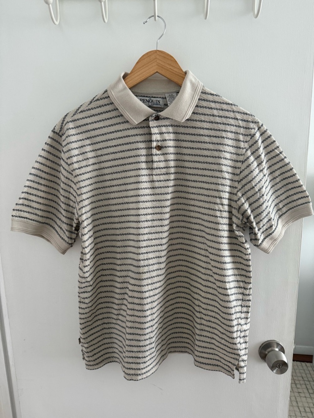 Penguin Sport Beige Polo with Navy Zigzag Stripes size M